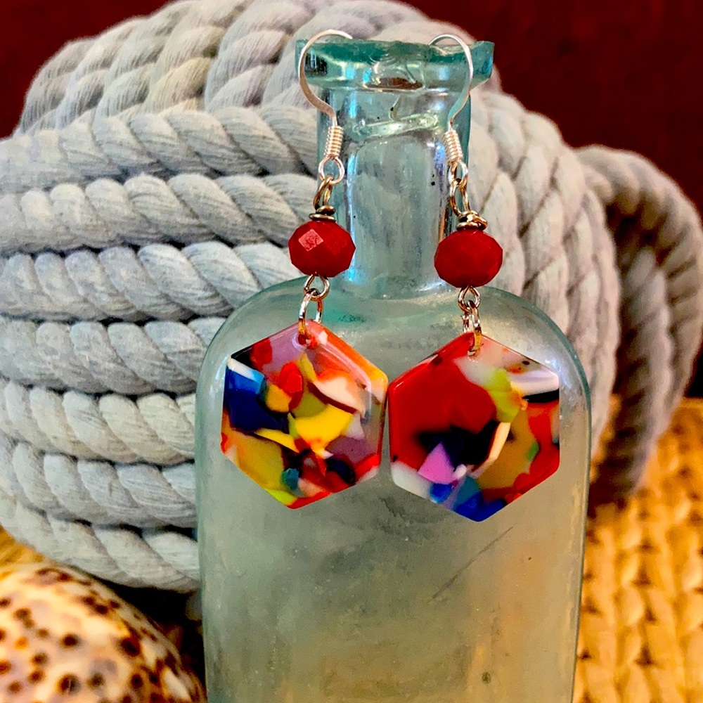 Acrylic and faceted glass Earrings